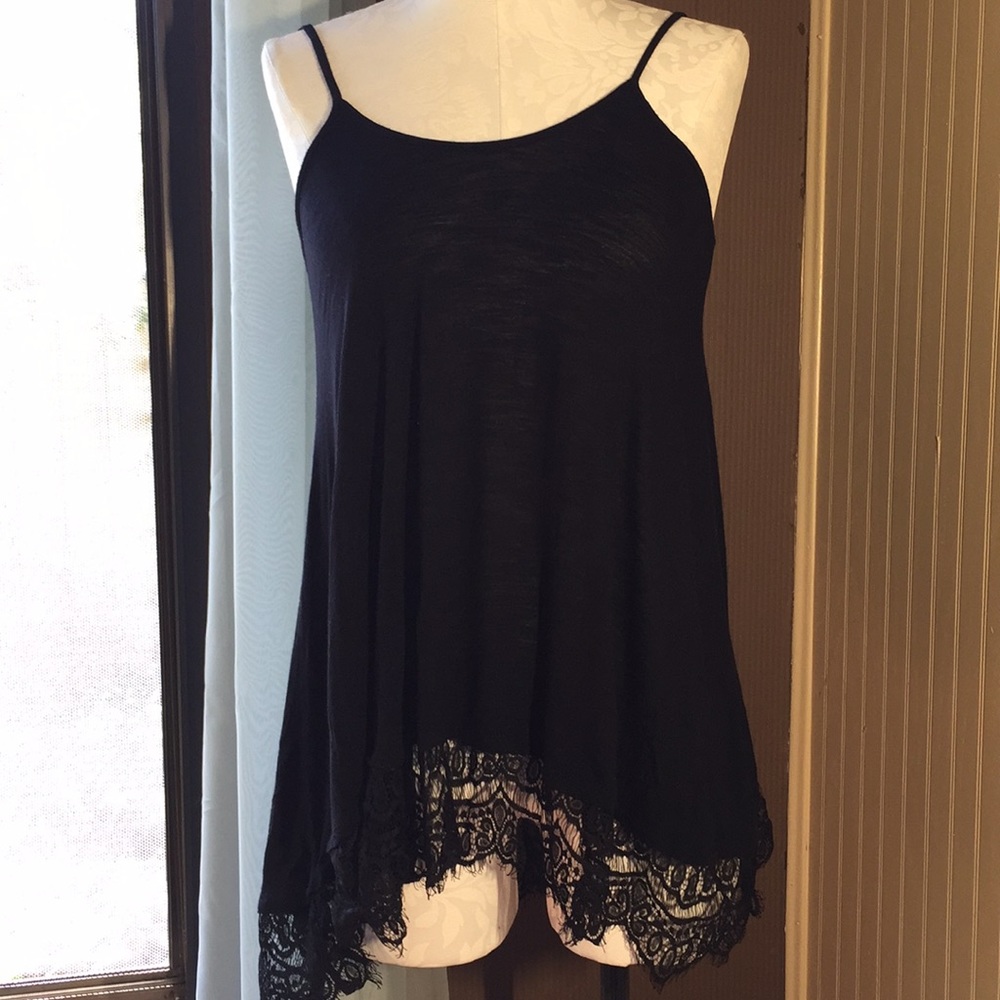 T/o black spaghetti strap‎ flowey lace top size xsmall